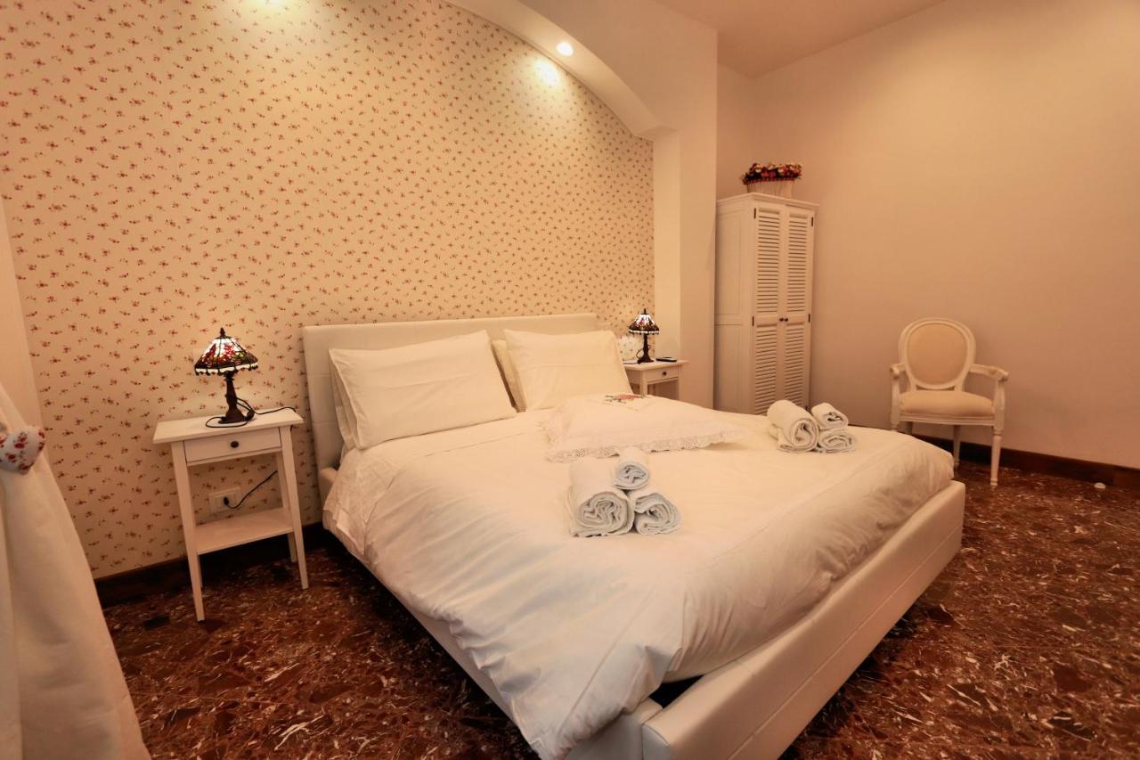 Casa Nina Deluxe Acomodação com café da manhã Salerno Exterior foto