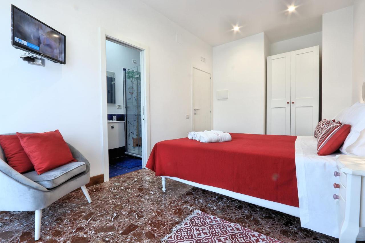 Casa Nina Deluxe Acomodação com café da manhã Salerno Exterior foto
